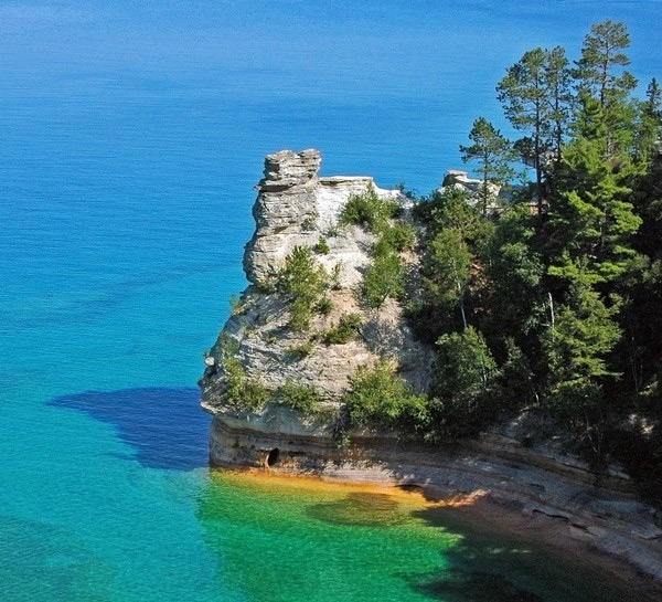 Rocks National Lakeshore